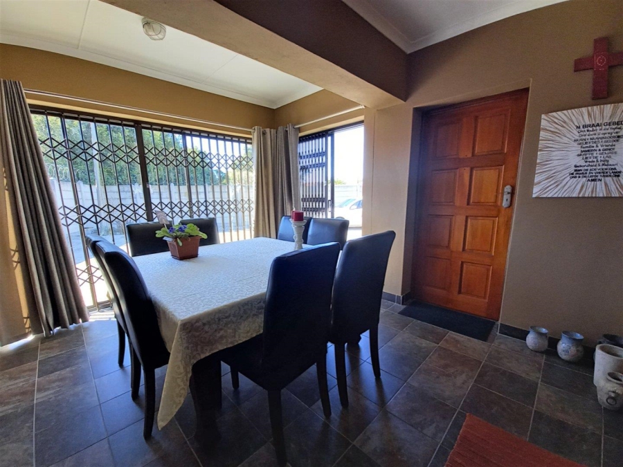 2 Bedroom Property for Sale in Humansdorp Eastern Cape